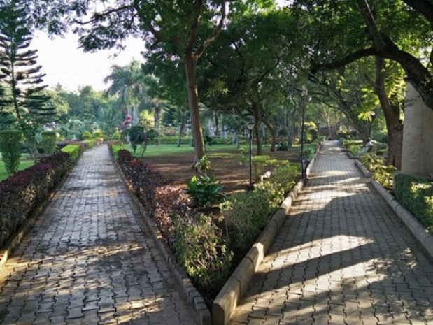 Triangle Park, Ballari (Bellary), Karnataka - Vushii.com Triangle Park, Ballari (Bellary), Karnataka - Vushii.com
